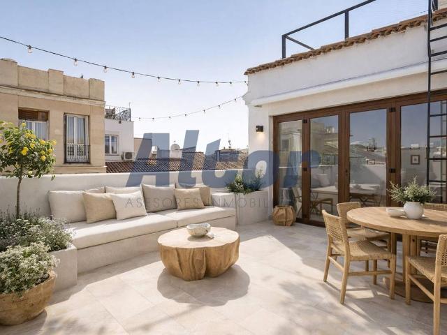 Ático en venta en Centro, Madrid