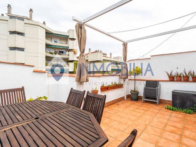 Ático en venta en Madrid, Cortes