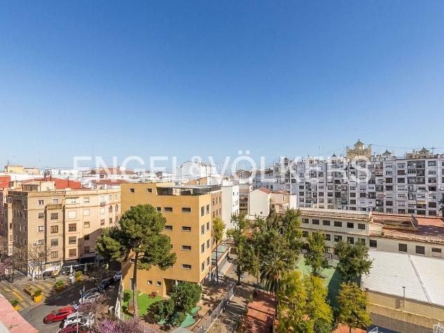 Ático en venta en Ciutat Vella, València