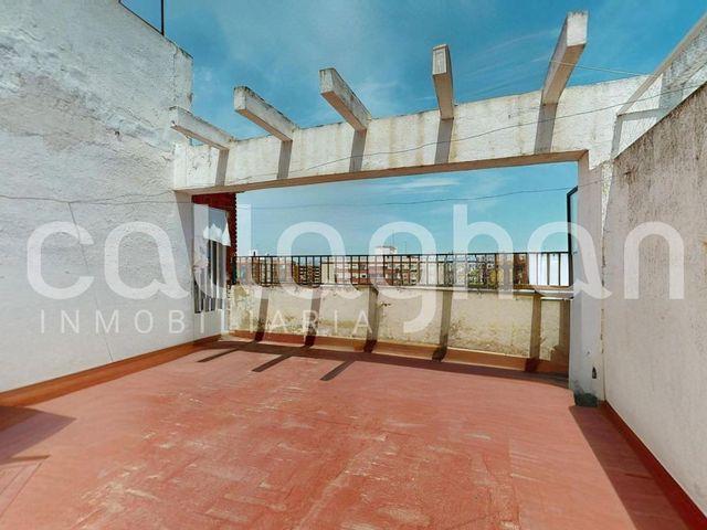 Ático en venta en Ciutat Vella, València