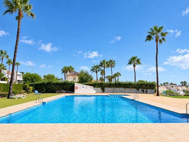 Ático en venta en Urbanización Los Dolses, Orihuela