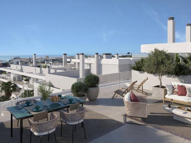 Ático en venta en Barriada Islas Canarias, Costa del Sol Occidental