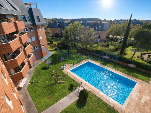 Ático en venta en Majadahonda, Madrid