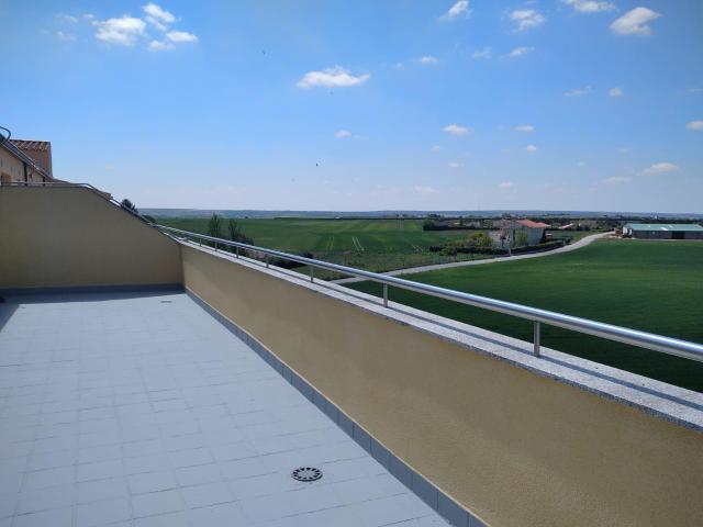 Casa en venta en Villares De La Reina, Aldeaseca de Armuña