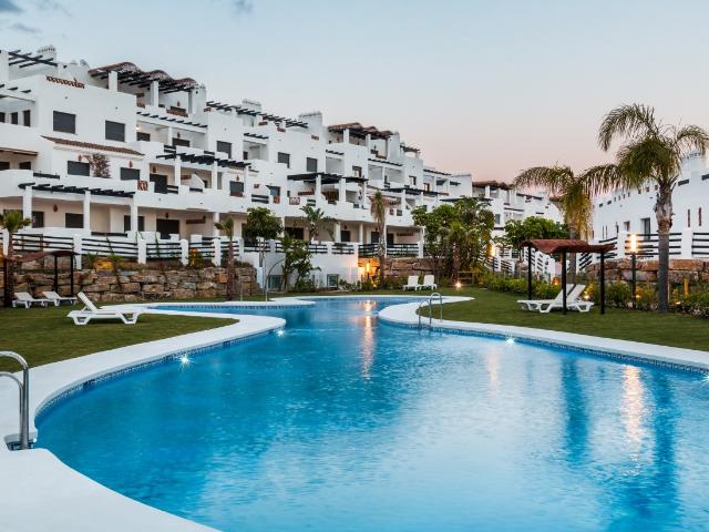 Dúplex en venta en Estepona, Parque Antena