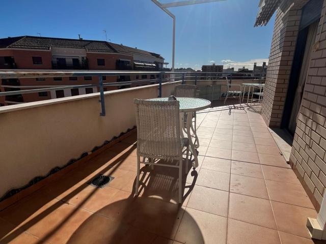 Ático en alquiler en la Plana Alta, Valencia