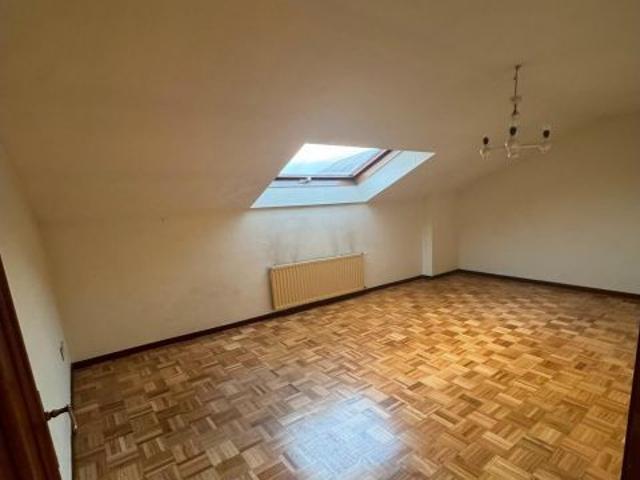 Piso en venta en Castandiello, Langreo