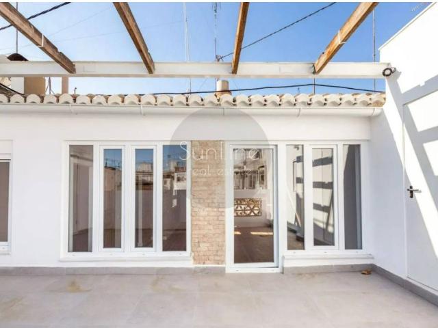 Dúplex en alquiler en Gran Via, Valencia