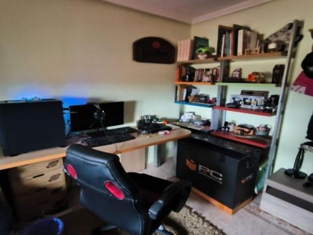 Piso en venta en Olmedo De Camaces, Castilla y León