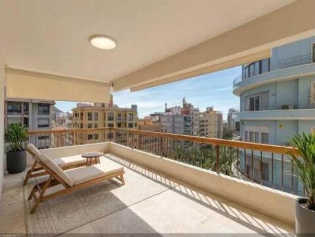 Ático en venta en Diputació, l'Alacantí