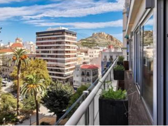 Ático en venta en Centro, l'Alacantí