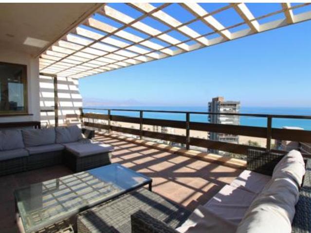 Ático en venta en la Platja de Sant Joan, l'Alacantí