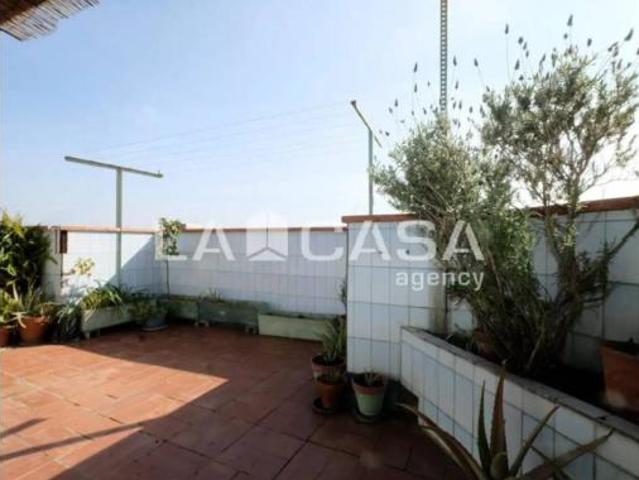 Ático en venta en Nou Barris, Barcelonès