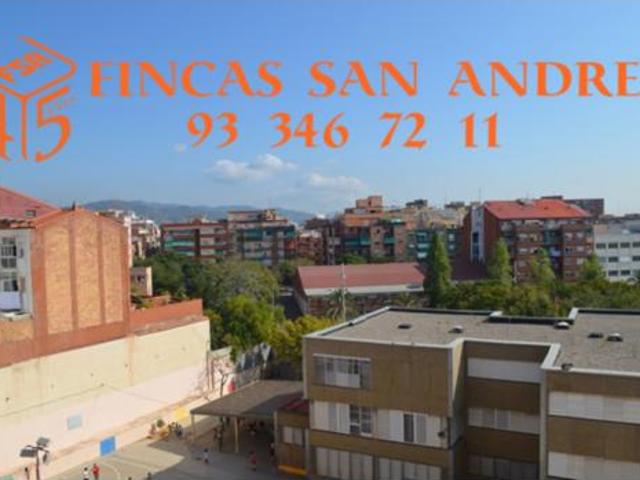 Ático en venta en Nou Barris, Barcelonès