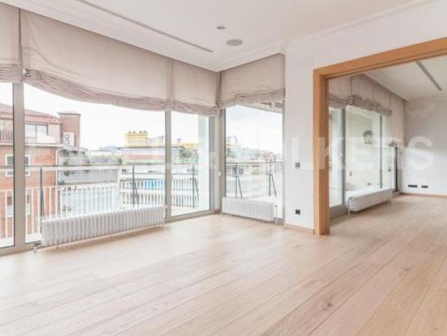 Ático en venta en Sarrià - Sant Gervasi, Barcelonès