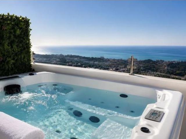 Ático en venta en La Perla-Torremuelle, Benalmádena