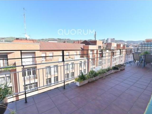 Ático en venta en Abando, Bilbao