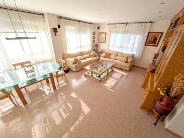 Ático en venta en Barrio Sector 9, Elda
