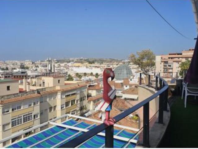 Ático en venta en Barriada Islas Canarias, Costa del Sol Occidental