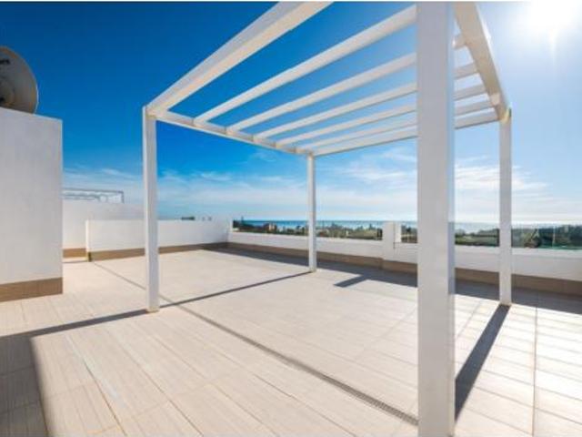 Ático en venta en One80 Residences, Estepona