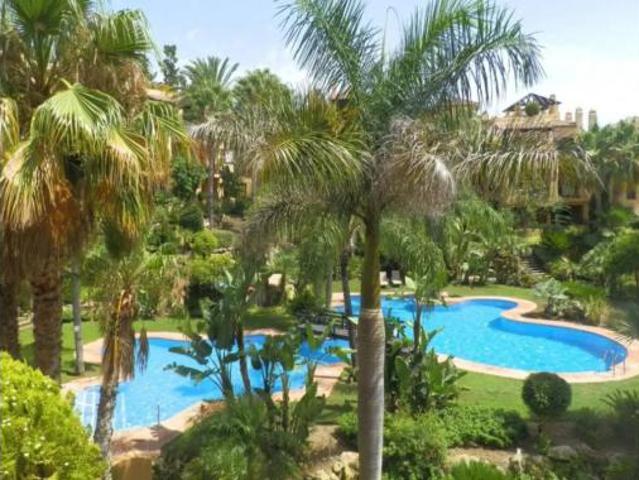 Ático en venta en Nueva Atalaya, Costa del Sol Occidental