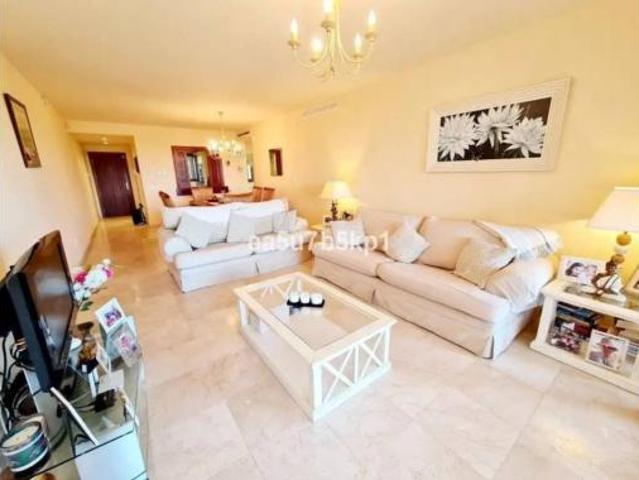 Ático en venta en Real de El Campanario, Estepona