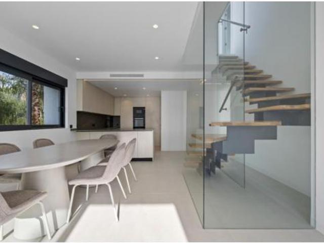 Ático en venta en El Pilar, Costa del Sol Occidental