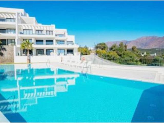 Ático en venta en Barriada Islas Canarias, Estepona