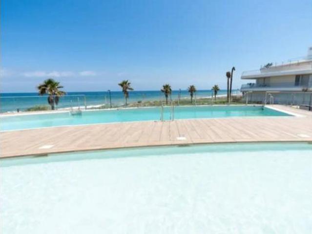Ático en venta en Urbanización Puerto Estepona (Seghers), Estepona