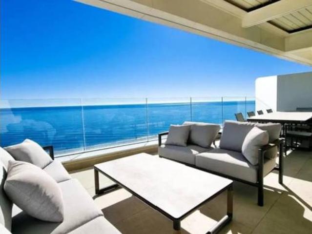 Ático en venta en Balcones del Mar, Estepona