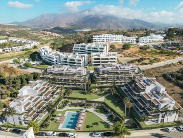 Ático en venta en Estepona, Málaga