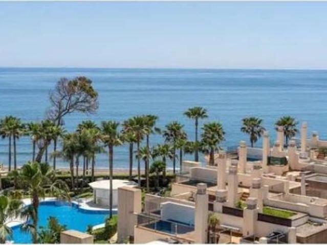 Ático en venta en Alcazaba Beach, Costa del Sol Occidental