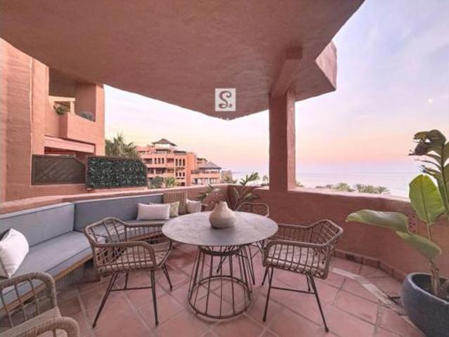 Ático en venta en Alcazaba Beach, Costa del Sol Occidental
