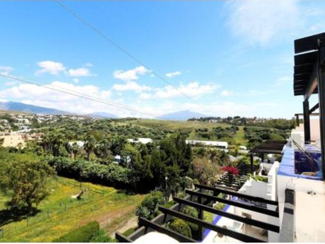 Ático en venta en Urbanización Puerto Estepona (Seghers), Costa del Sol Occidental