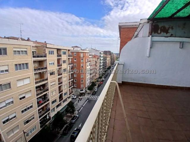 Piso en venta en Las Gaunas, Logroño