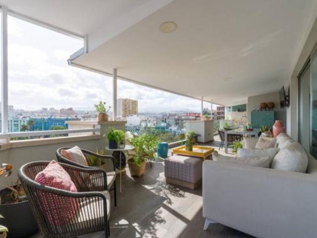 Ático en venta en Santa Catalina-Canteras, Gran Canaria