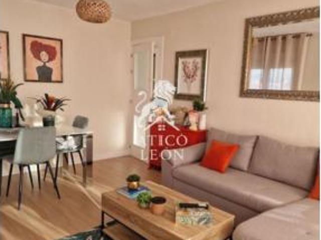 Ático en venta en Ventas, León