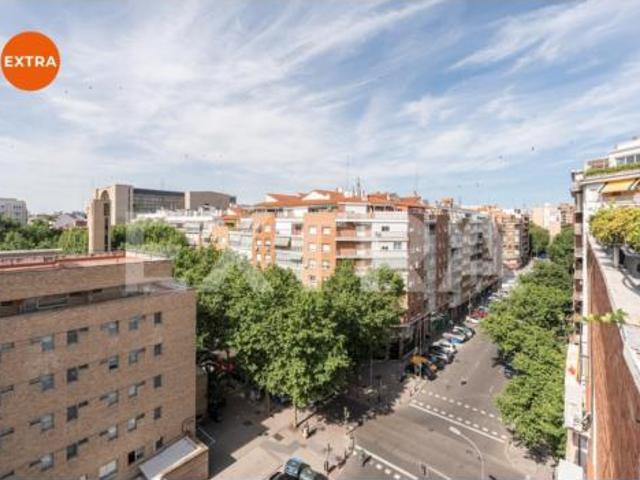 Ático en venta en Tetuán, Madrid