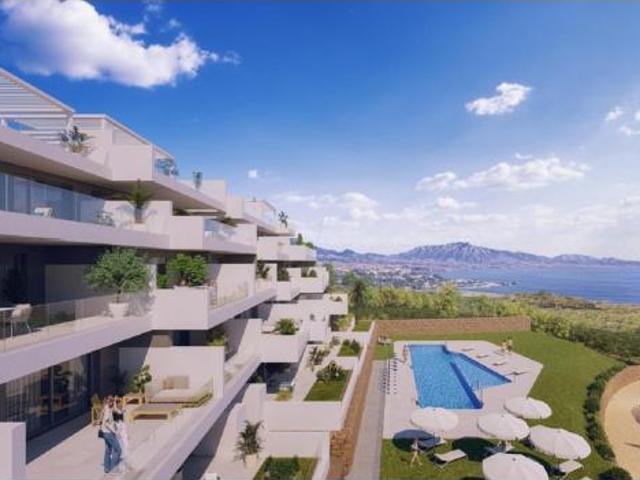 Ático en venta en Castillo de la Duquesa, Costa del Sol Occidental