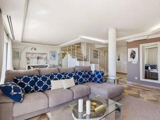 Ático en venta en Nueva Andalucía, Costa del Sol Occidental