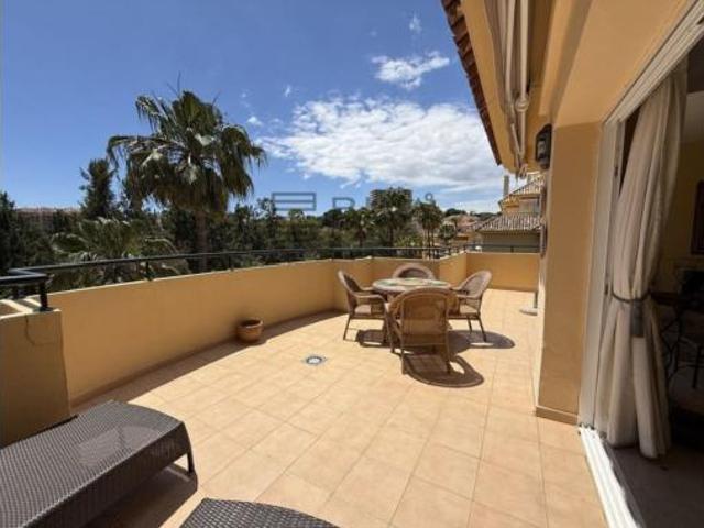 Ático en venta en Rio Real, Costa del Sol Occidental