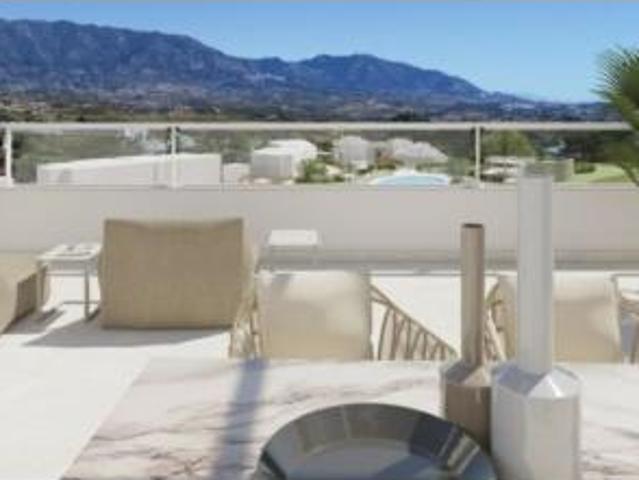 Ático en venta en Residencial Miraval, Costa del Sol Occidental