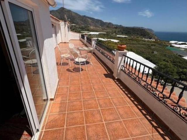 Ático en venta en Maro, La Axarquía