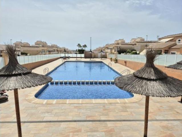 Ático en venta en Urbanización Lomas de Cabo Roig, el Baix Segura / La Vega Baja
