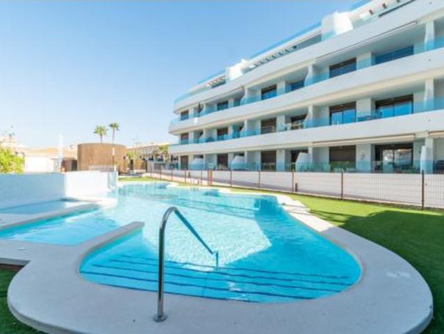 Ático en venta en Urbanización La Zenia II, el Baix Segura / La Vega Baja
