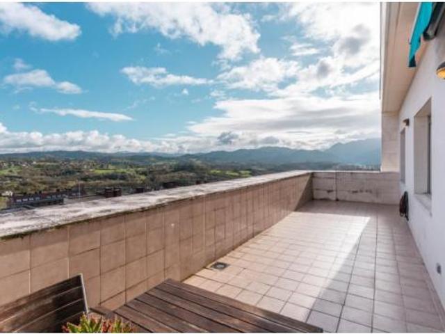 Ático en venta en Oviedo, Asturias