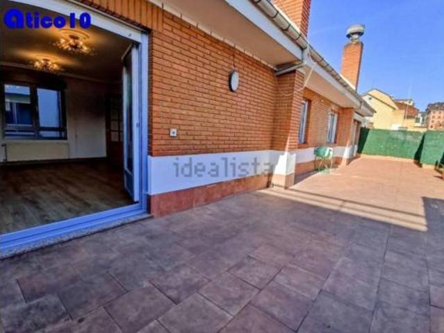 Ático en venta en Oviedo, Asturias