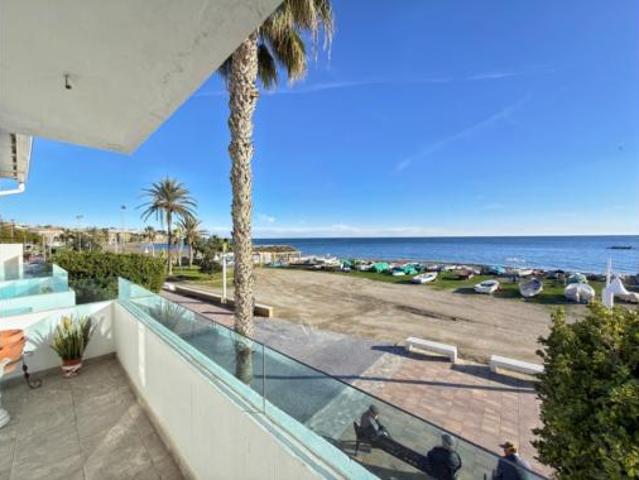 Ático en venta en La Cala del Moral, La Axarquía