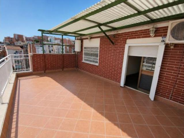 Ático en venta en Fondo, Barcelonès