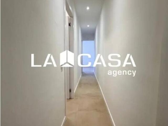 Ático en venta en Fondo, Barcelonès